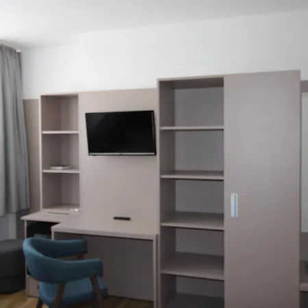 Hotel Stadt 3*
